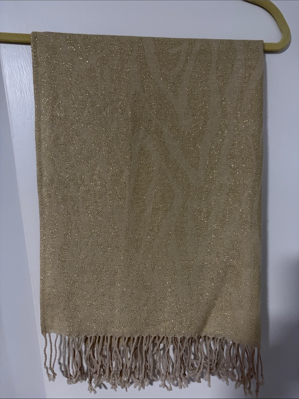 Lilly Pulitzer Shimmery Gold & Light Pattern Scarf